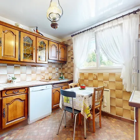 3 Bedroom Lovely In Fontenay (Seine-Maritime)