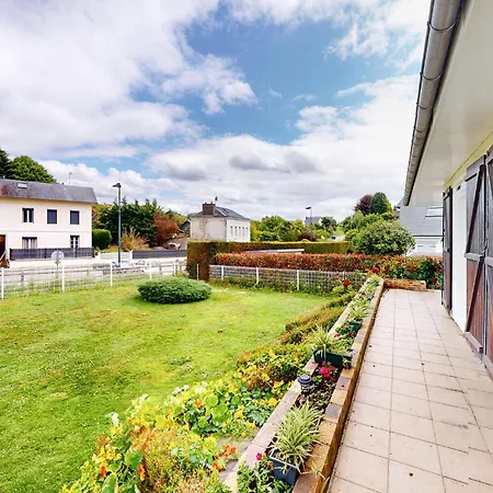 3 Bedroom Lovely In Holiday home *