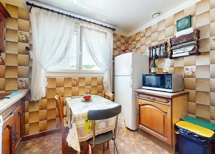 3 Bedroom Lovely In Σπίτι διακοπών Fontenay (Seine-Maritime)